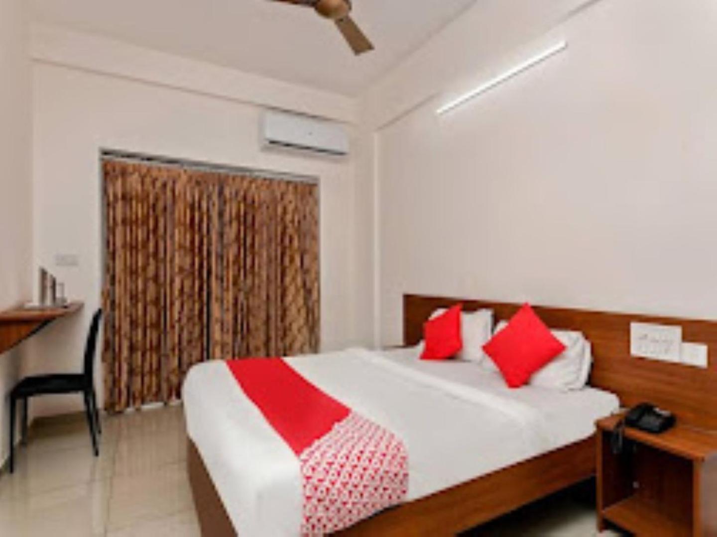 Hotel Samruddhi Lodging,Mangaluru Mulki Kültér fotó