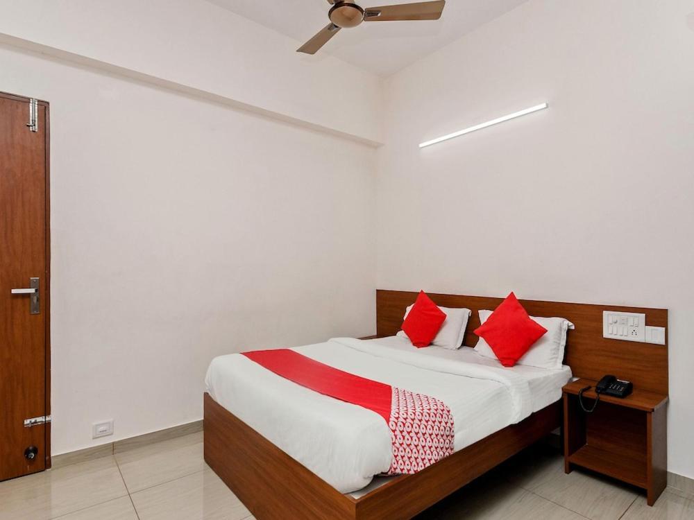 Hotel Samruddhi Lodging,Mangaluru Mulki Kültér fotó